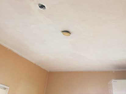 タバコのヤニによる黄ばみ BEFORE